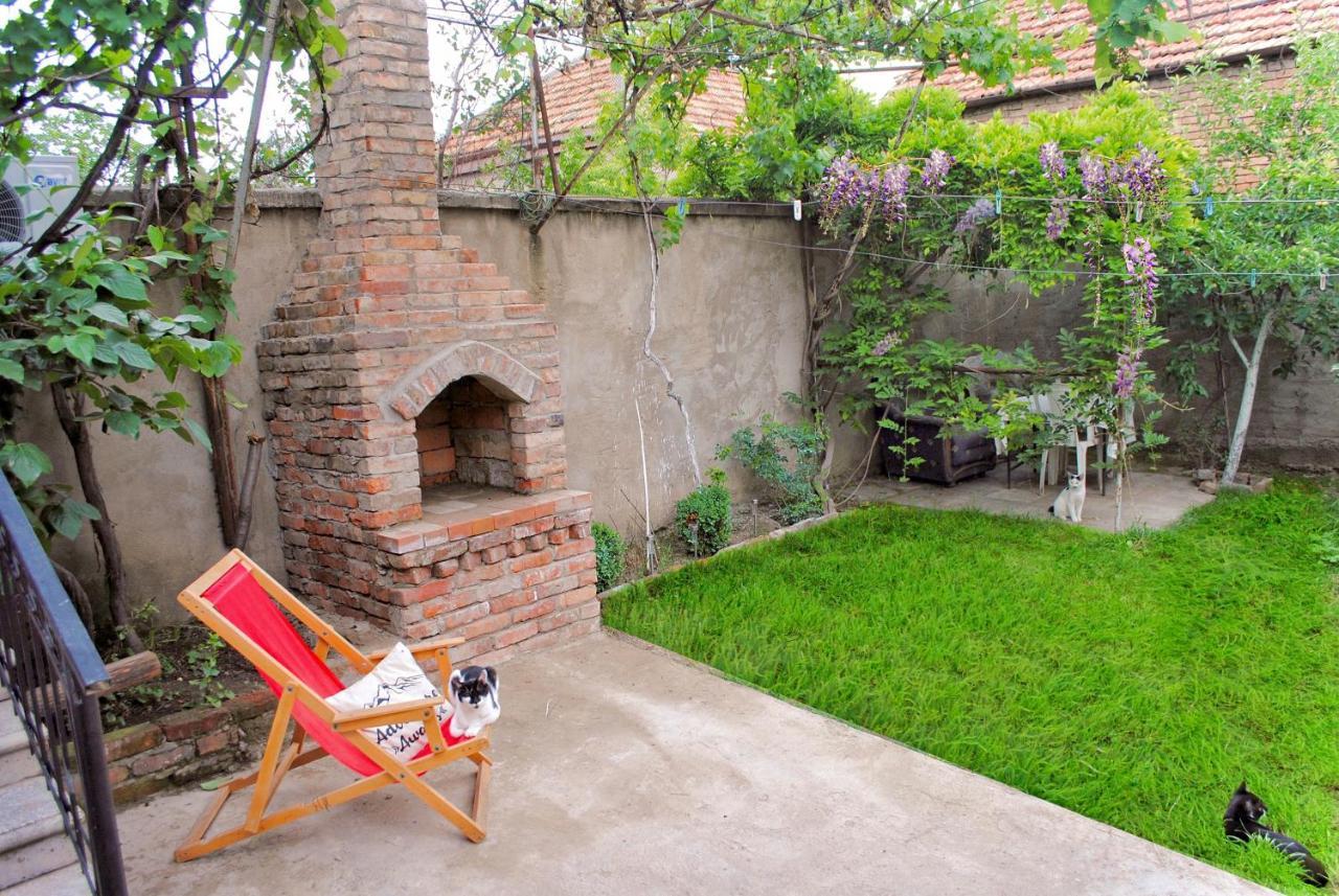 Big Three Apartments In Avlabari, Old تبليسي المظهر الخارجي الصورة